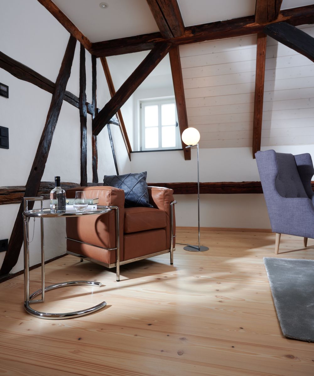 Renovation of a 300-year-old Black Forest timber-frame house