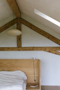 CASA GUBERAN – Lichtdurchfluteter Altbau mit Douglasienböden