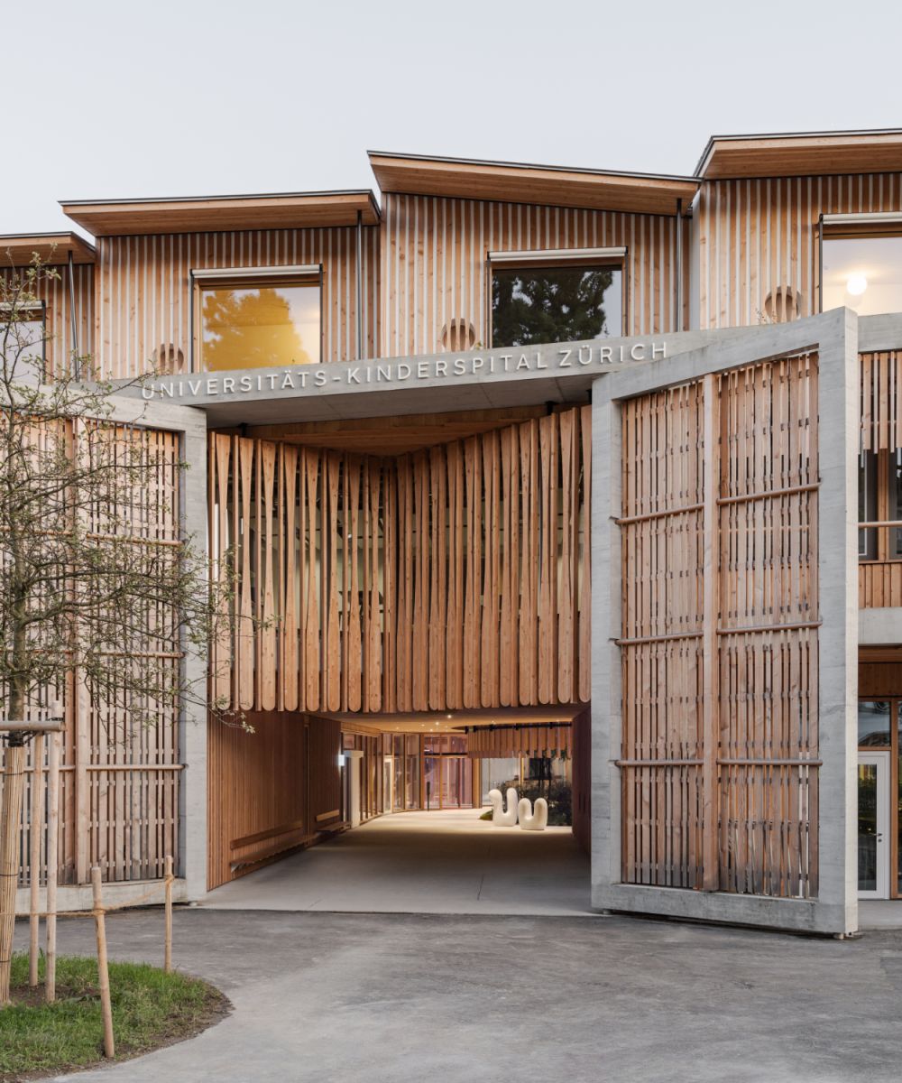 Nachhaltige Fassade: Douglasie für das neue KISPI – Kinderspital Zürich