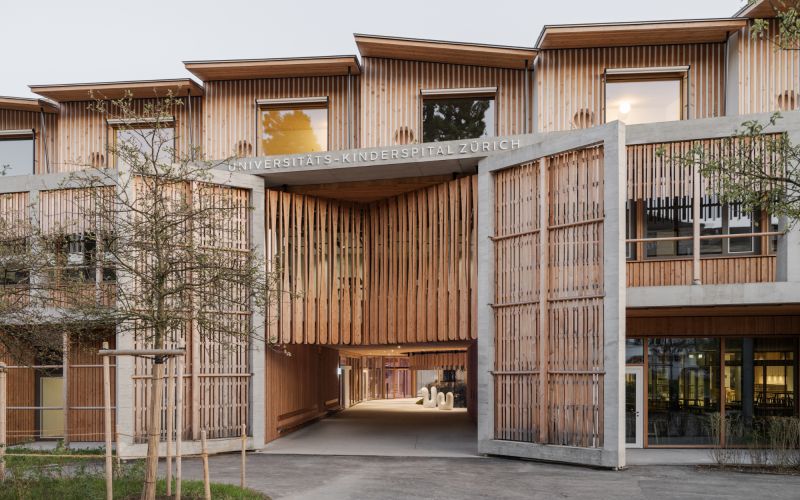 Nachhaltige Fassade: Douglasie für das neue KISPI – Kinderspital Zürich