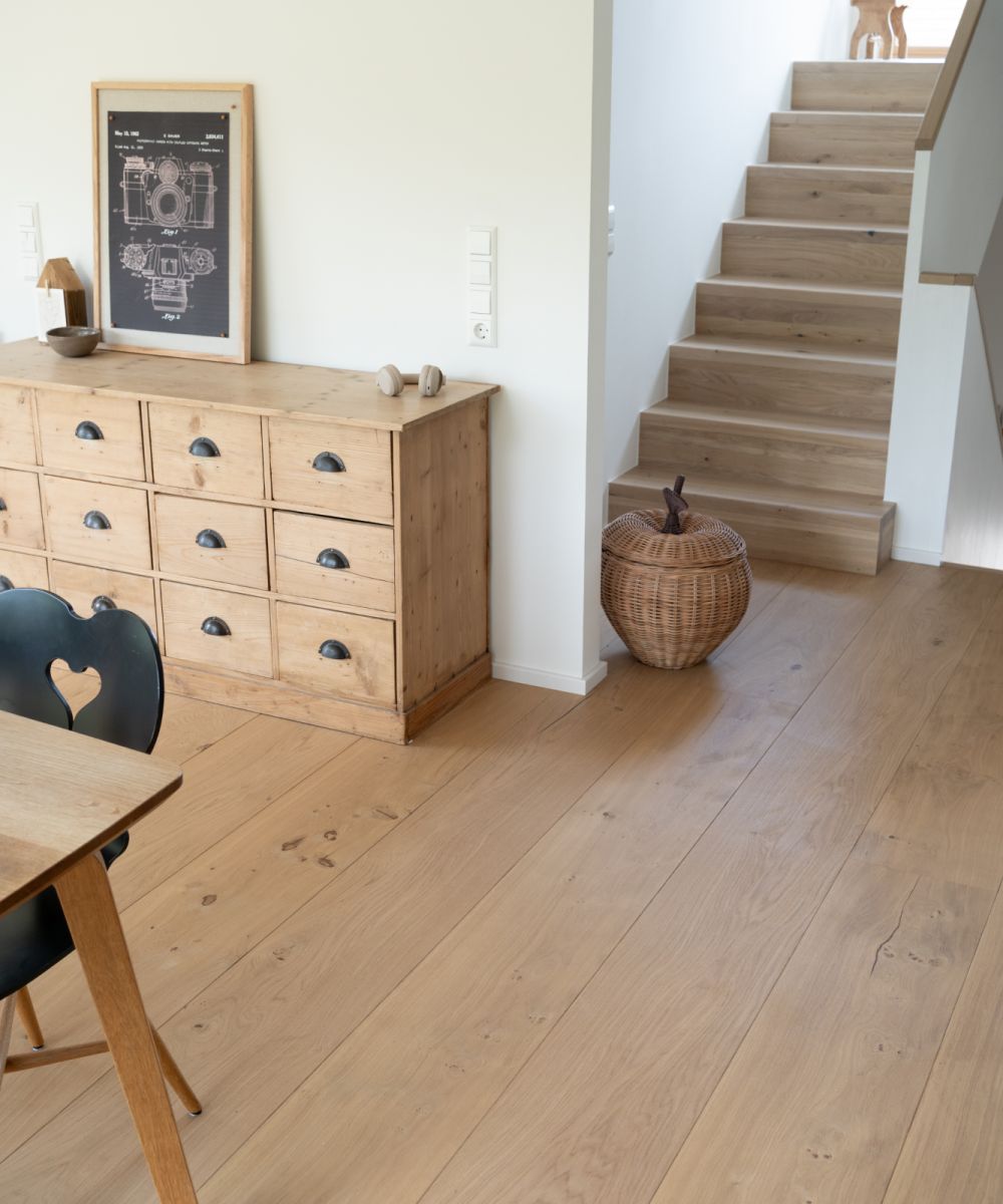 Eiche COUNTRY Classic im modernen Wohnhaus